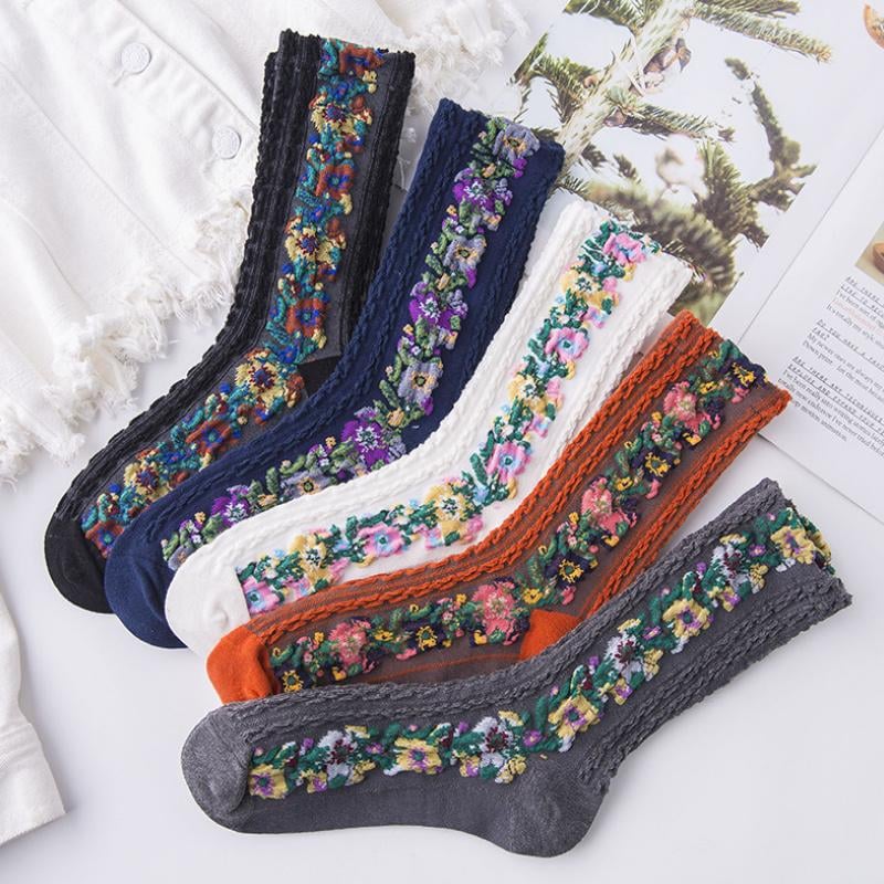🔥BÜYÜK İNDİRİM - %49 İNDİRİM🔥🔥(5 çift)Vintage İşlemeli Çiçekli Çorap