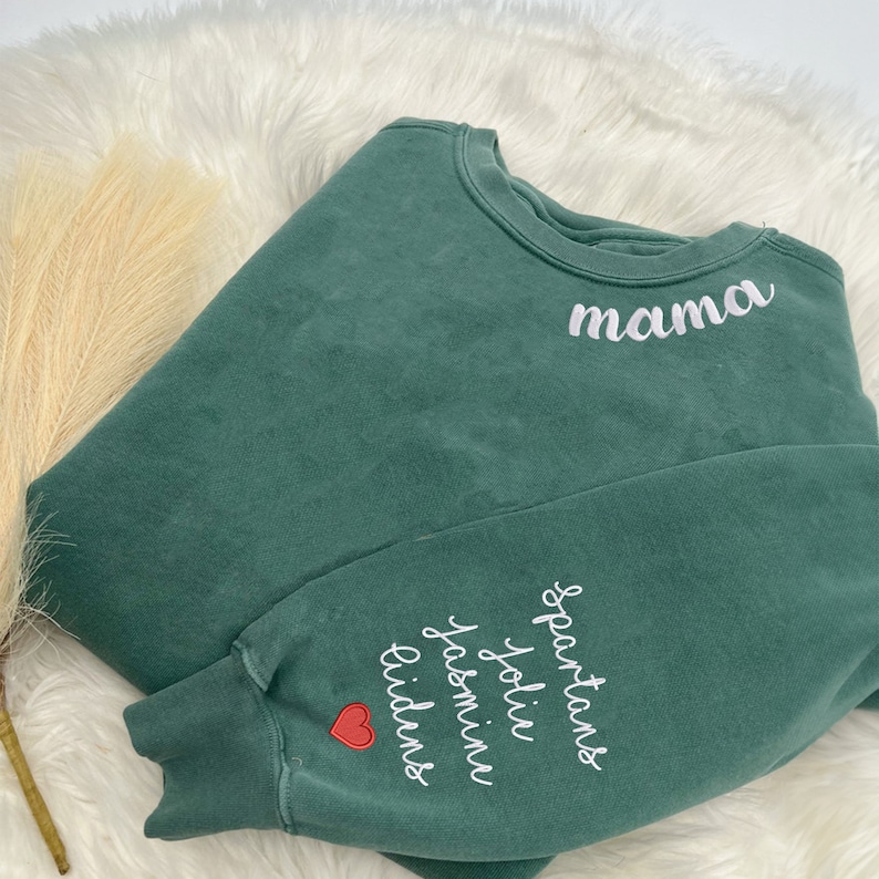 Custom Mama Comfort Colors Embroidered Sweatshirt| Hoodie With Kids' Names on Sleeve, 🧵12 Fonts&12 Icon Ideas 🧵