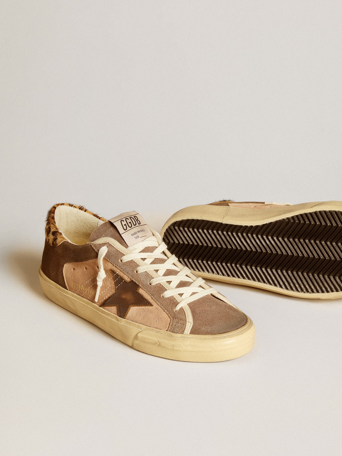 Sup-S in suede with leather star and pony skin heel tab