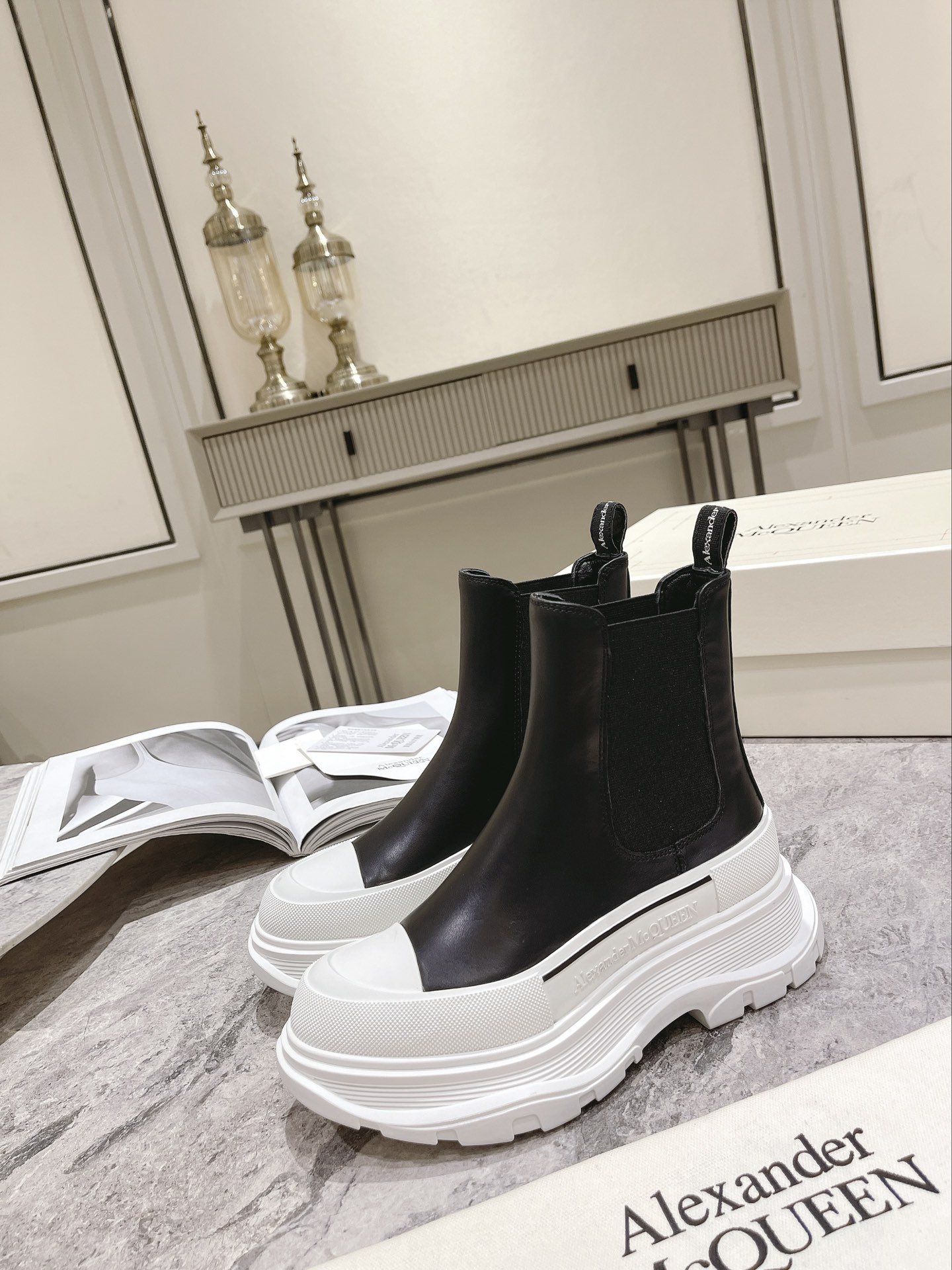 Alex McQ  man and women sneakers black/white boots