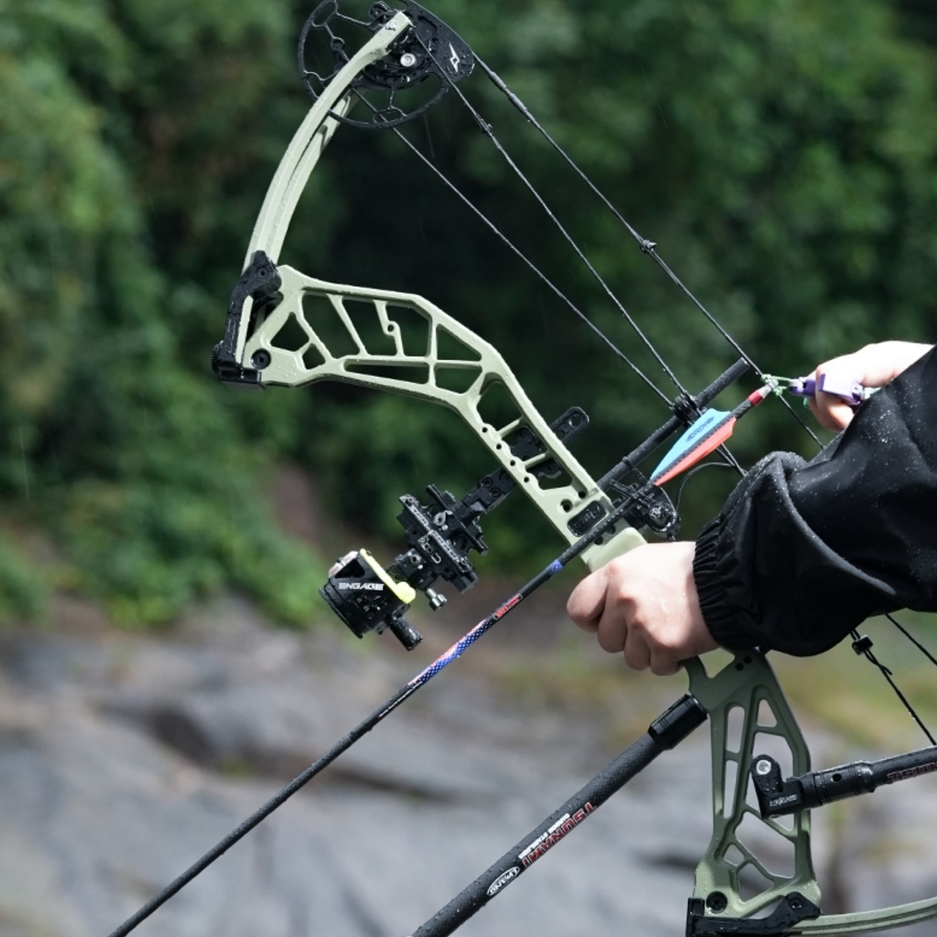 SHARROW Archery Compound Bow 40-70LBS Shooting Target