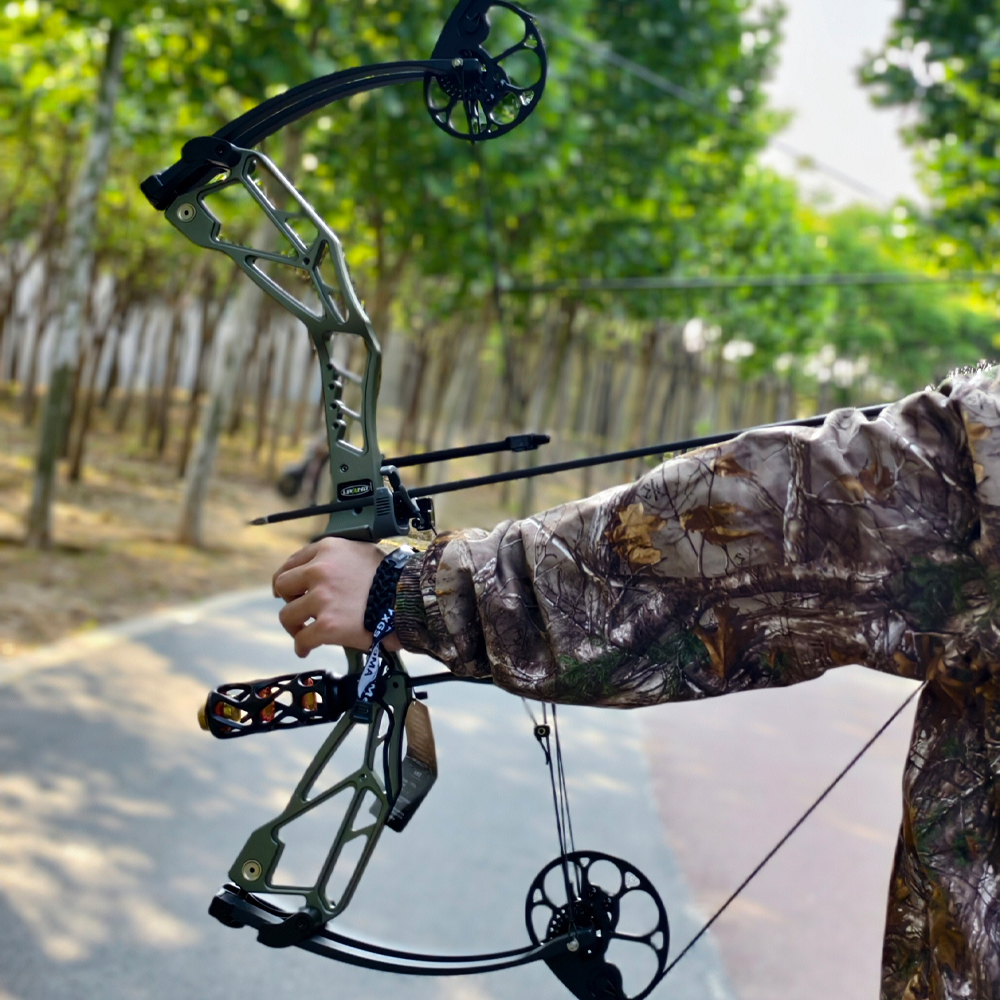 Celestial E8 Compound Bow – Adjustable 19-70lb