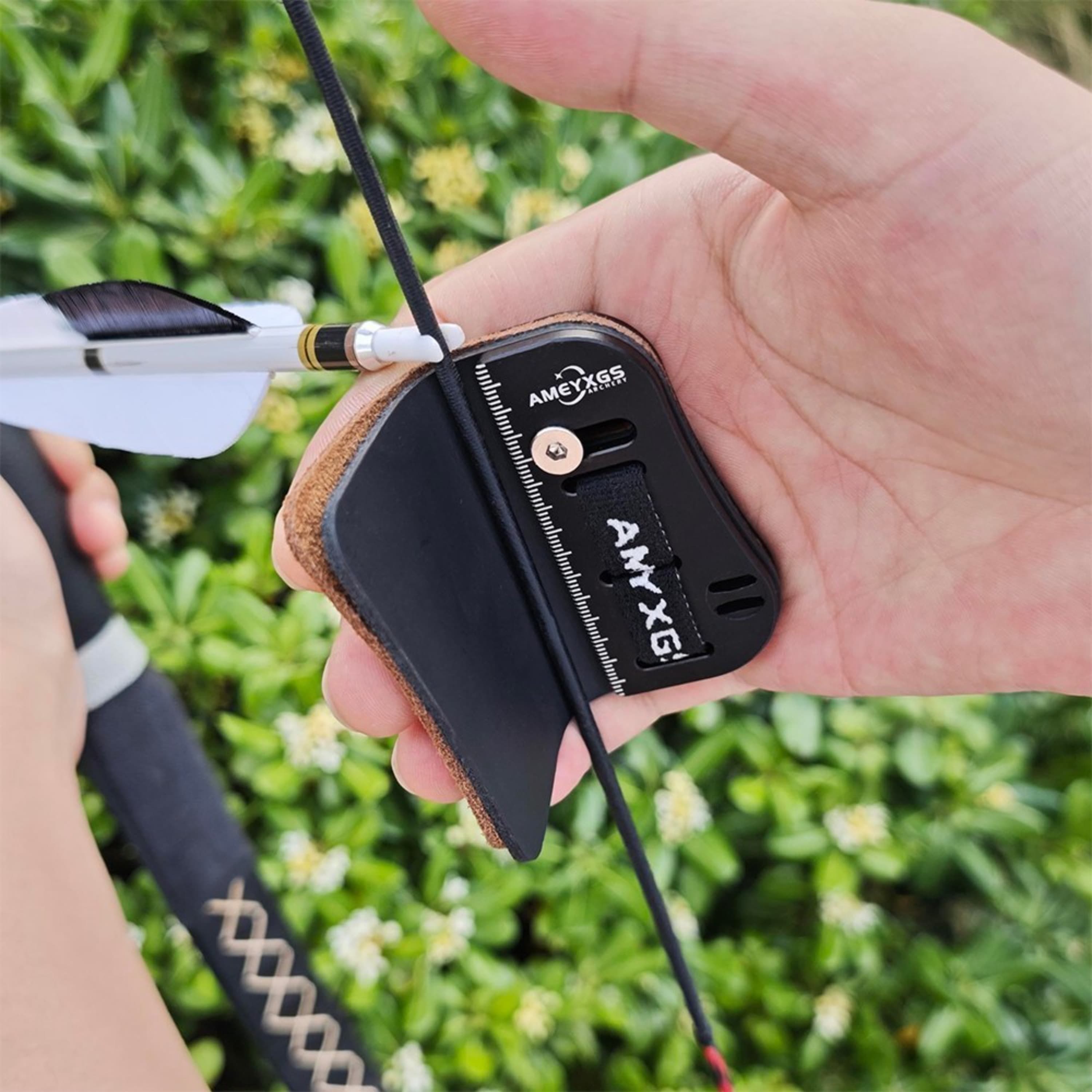 Archery AH5 Finger Guard Leather Protect Gear Tab