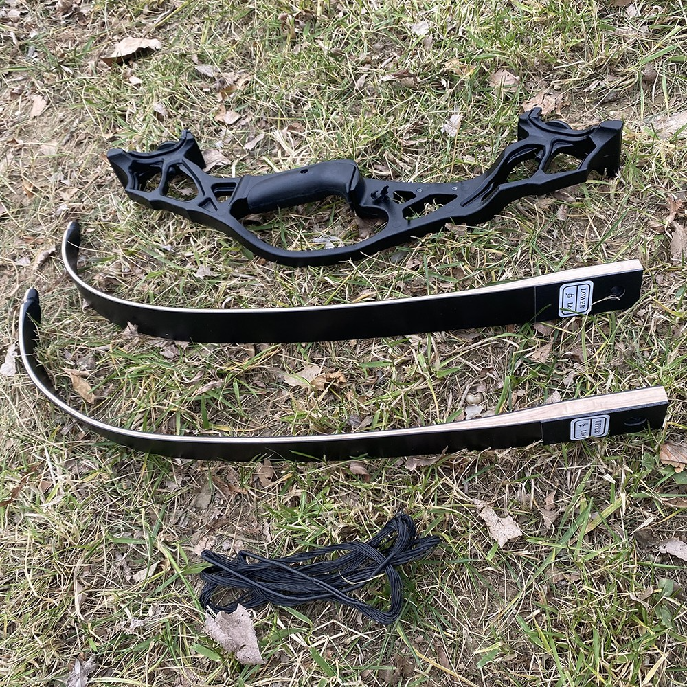 62" Takedown Recurve Bow Set 40-60lbs for Hunting Right Hand