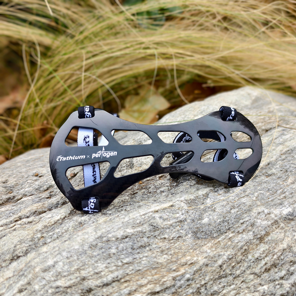 Carbon Fiber Archery Arm Guard – Adjustable Elastic Strap