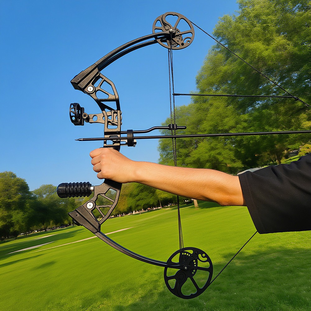 Entry-Level Compound Bow Set 38–70lbs Adjustable Black