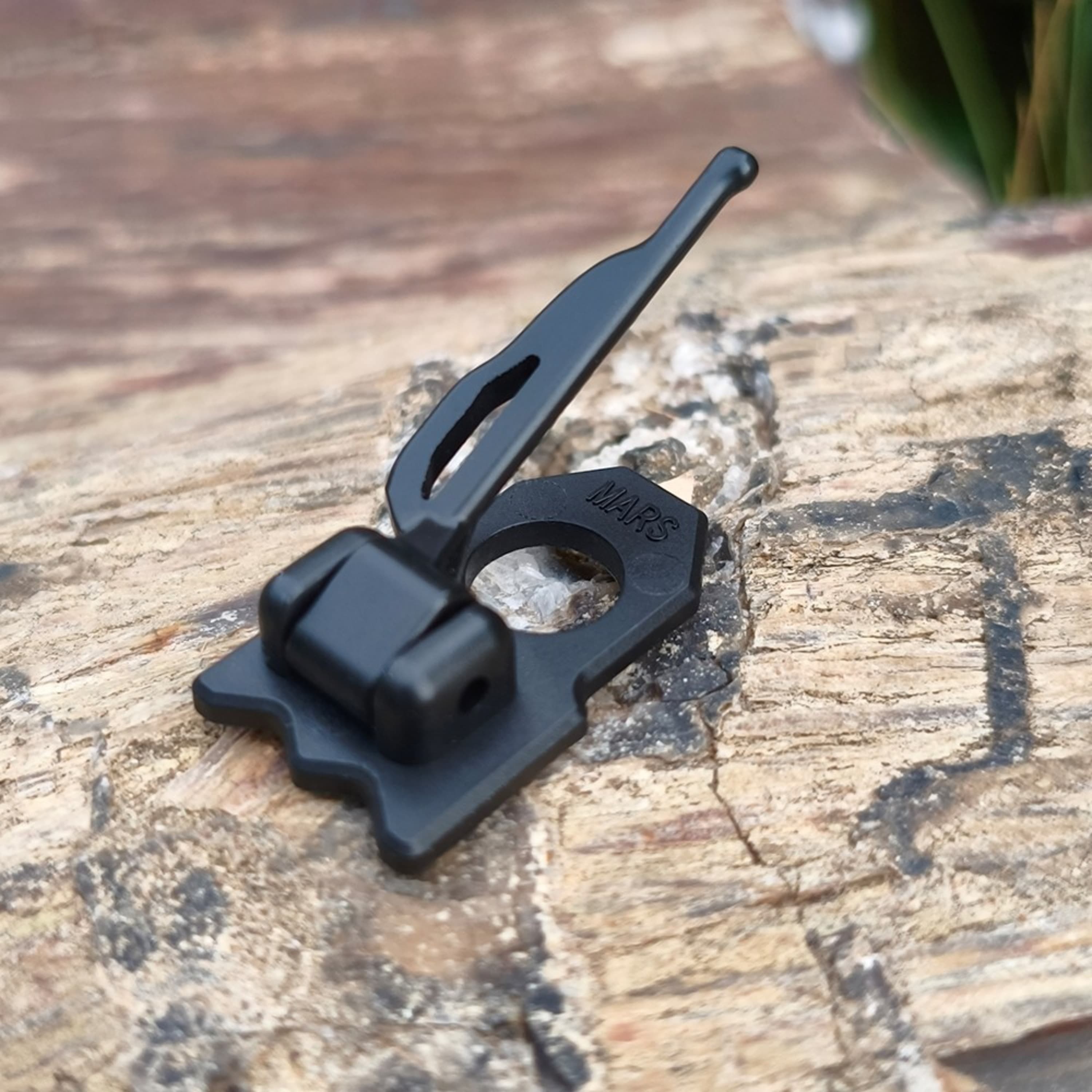 DECUT Arrow Rest Recurve Bow Shooting Adhesive Plastic Archery