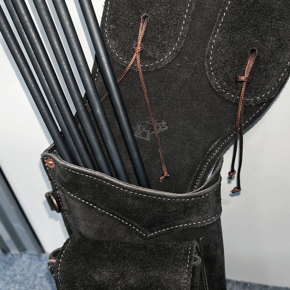 Wilderness Reverse Quiver Leather Arrows Bag Magnetic D Buckle