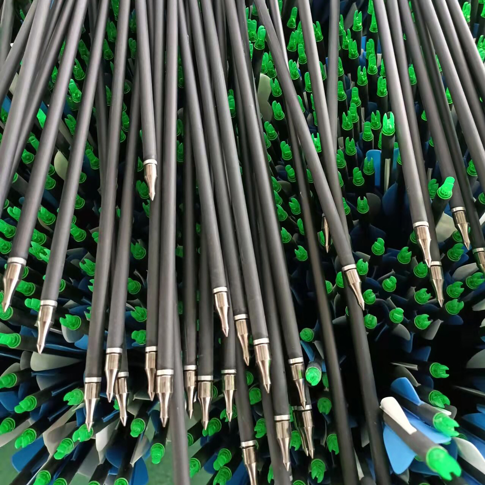 500 Spine Mixed Carbon Arrows – 12pcs