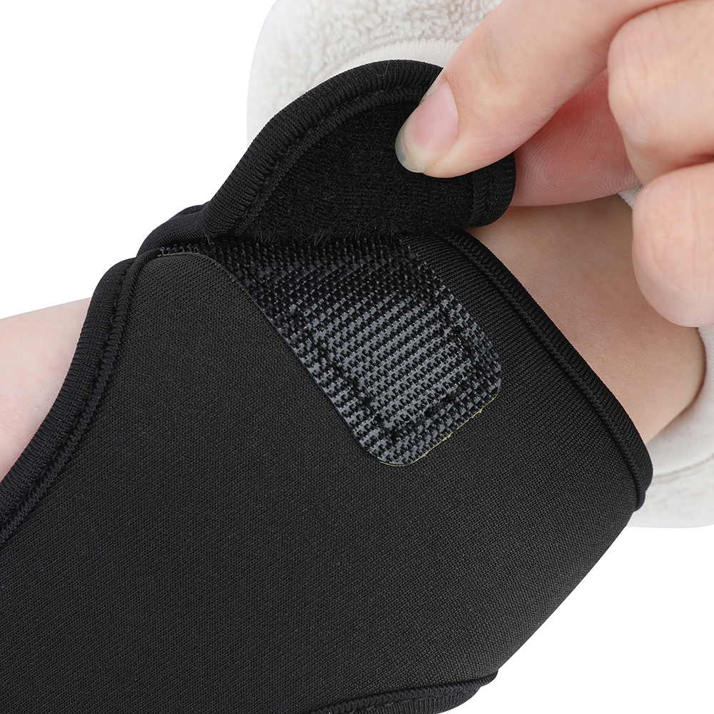 Neoprene Three-Finger Archery Glove Finger Protector – Black/Brown