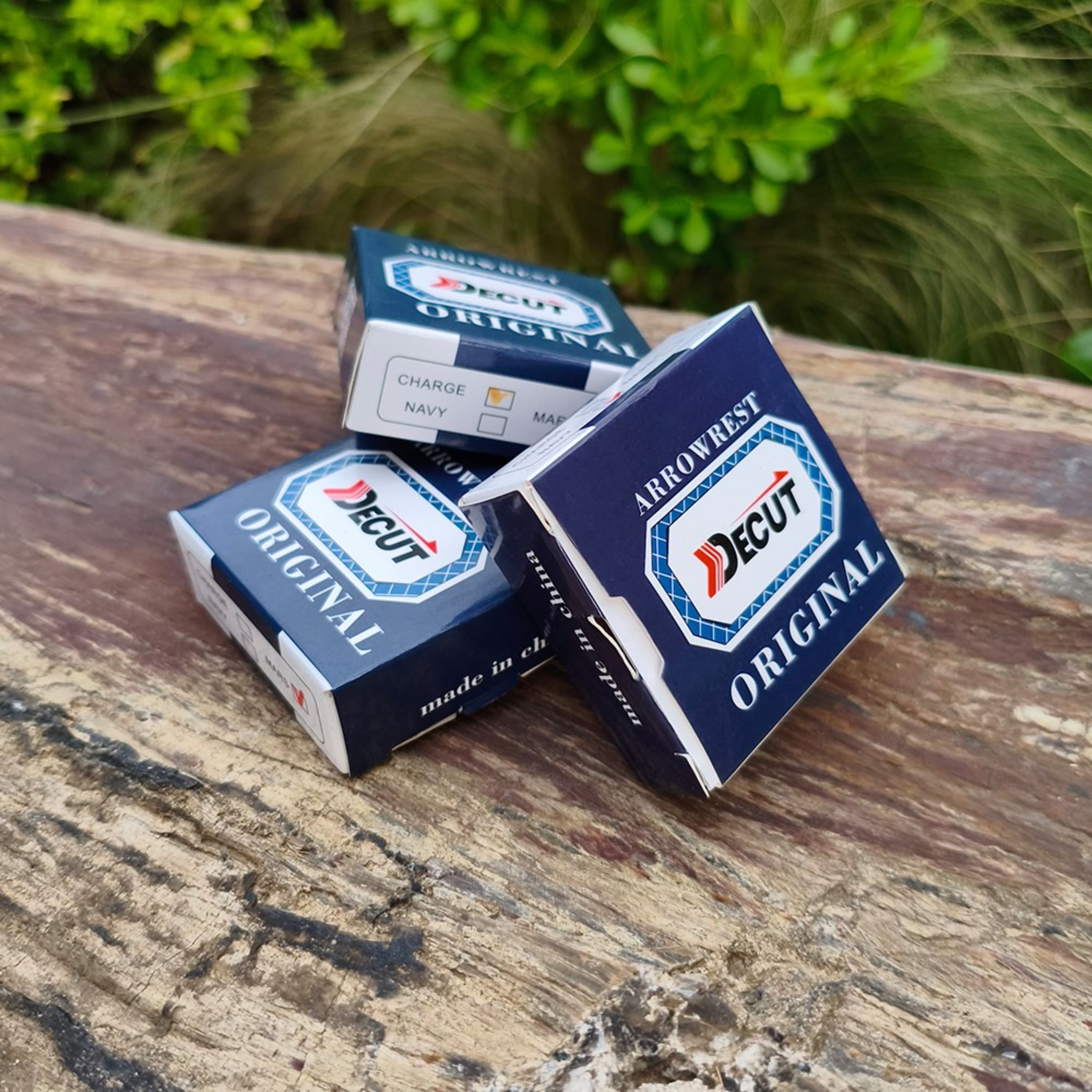 DECUT Arrow Rest Recurve Bow Shooting Adhesive Plastic Archery