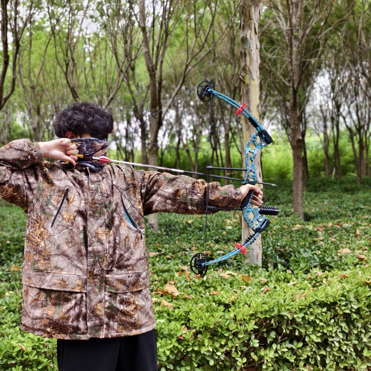 Blue Adjustable Compound Bow 30-55lbs 310fps Aluminum Alloy Hunting Bow