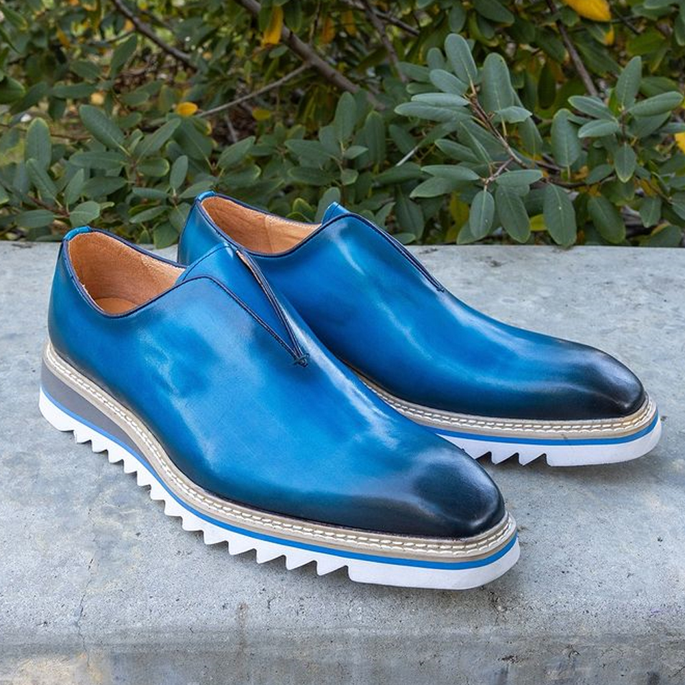 These Calfskin Slip-On Laceless Loafers Feature Full Leather Lining, A Clean Welt AND Lightweight Rubber Soles-(Buy 2 Free Shipping✔️)