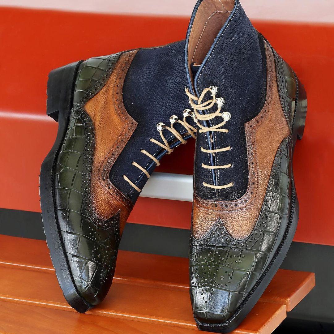 Multicolored Men’s Rubber Sole Boots.