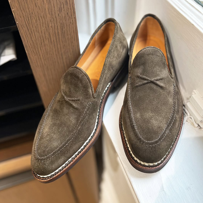 Bontoni ‘De Bustis’ Made-to-Order Loafer With Hand-sewn Cross-stitch