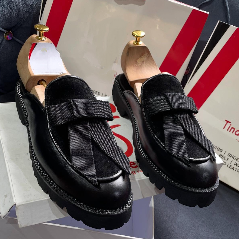 Handmade Cowhide Dress Half Slippers