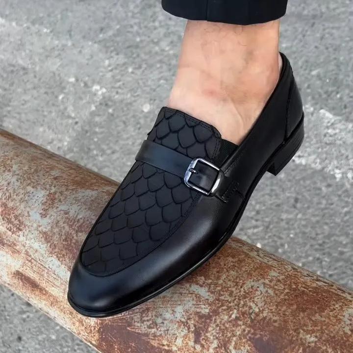 Casual Frosted Buckle Leather Shoes