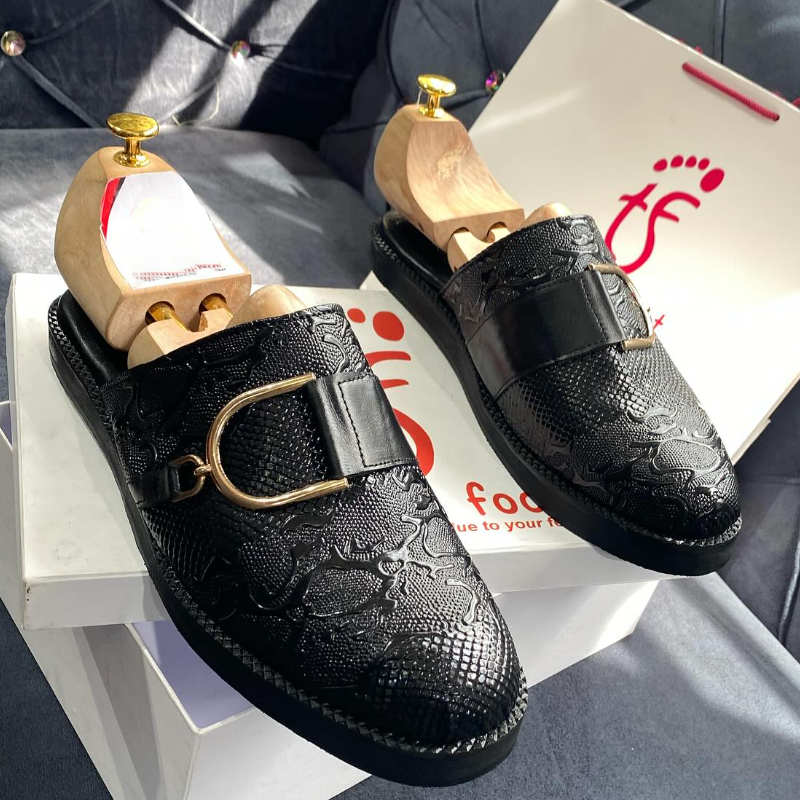 Handmade Textured Brass Decorative Slippers