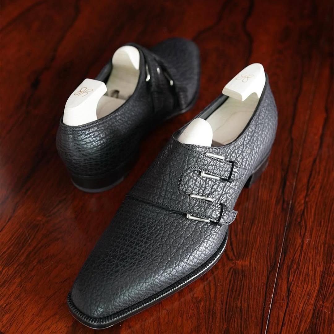 Sophisticated Jet Leather Shoes