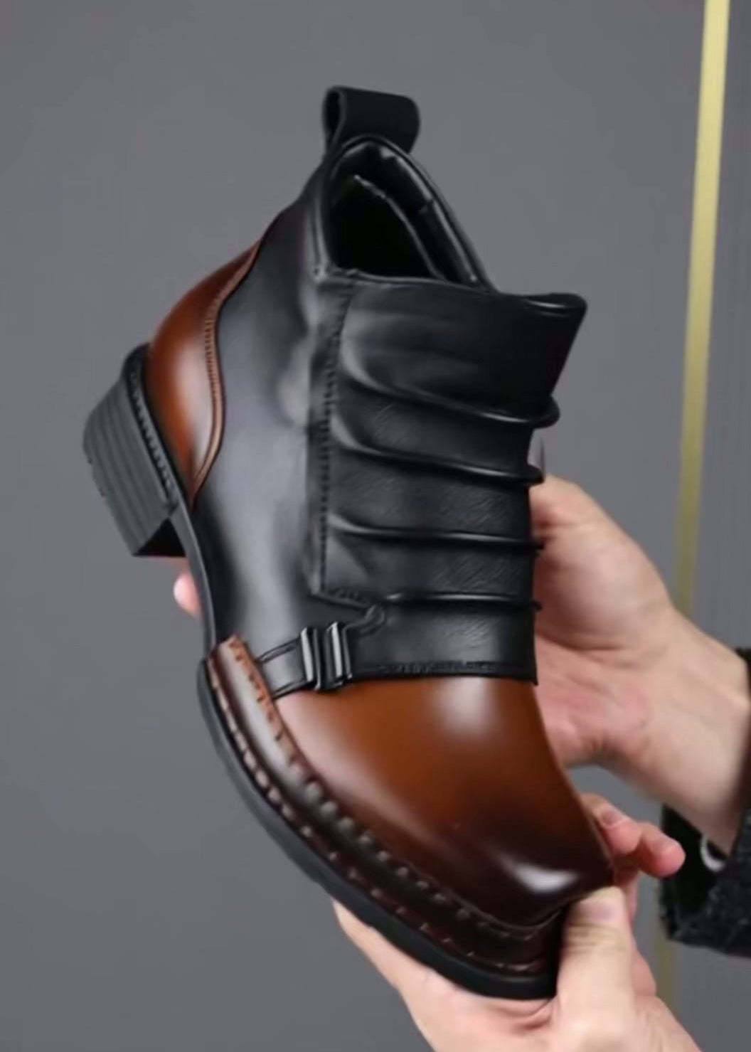 Men's British Retro Work Boots - Short Ankle Lace-Up with Zipper Closure