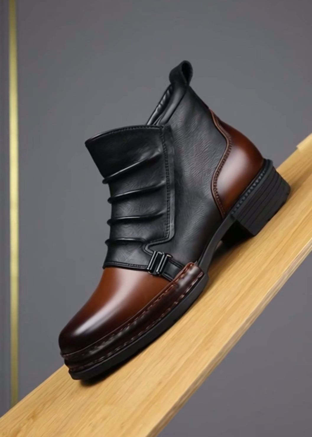 Men's British Retro Work Boots - Short Ankle Lace-Up with Zipper Closure