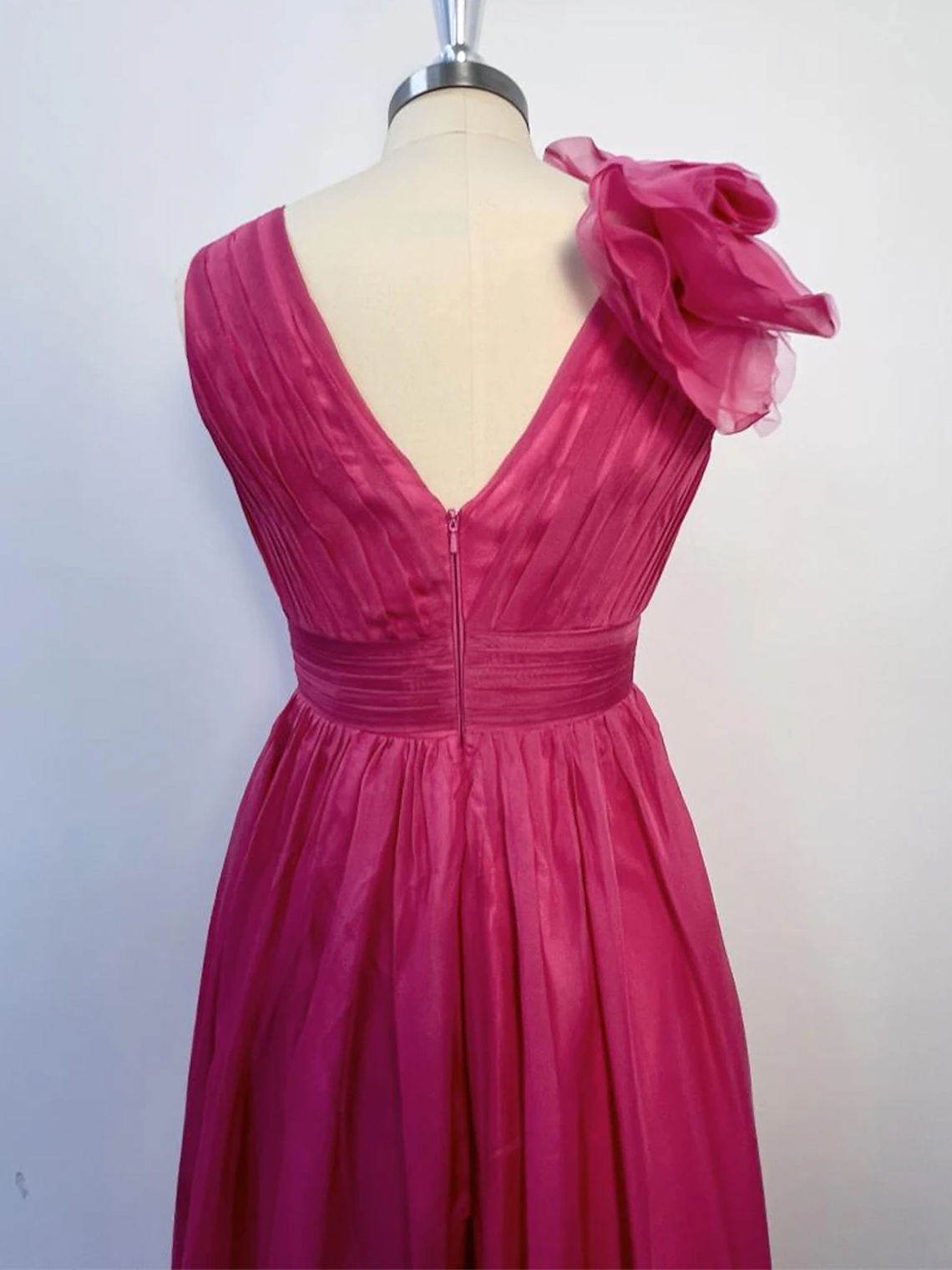 A-Line Evening Dress Formal Floor Length Sleeveless V Neck Prom Dress