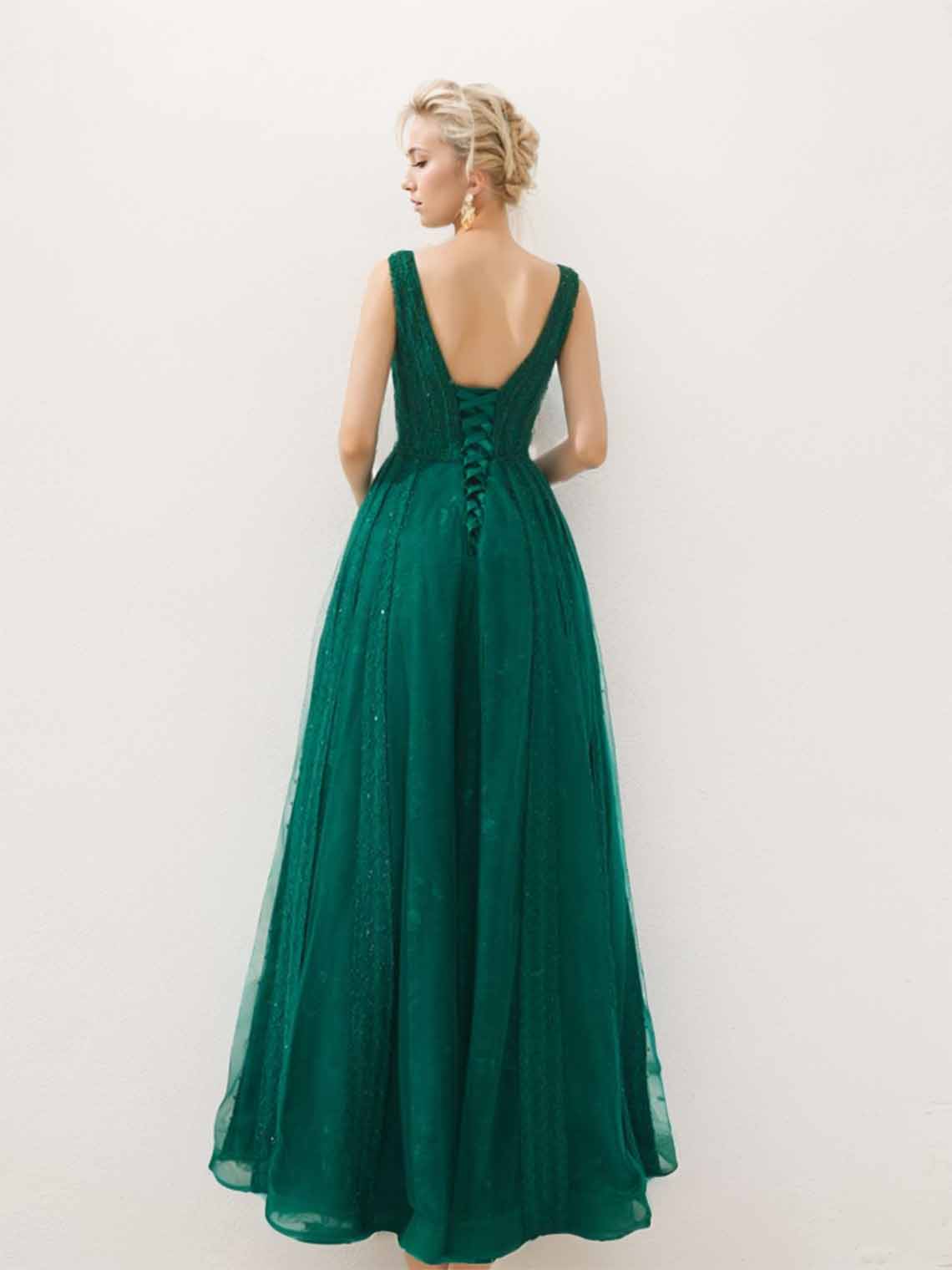 A-Line Evening Dress Prom Dress V Neck Sleeveless Party Gown Plus Size