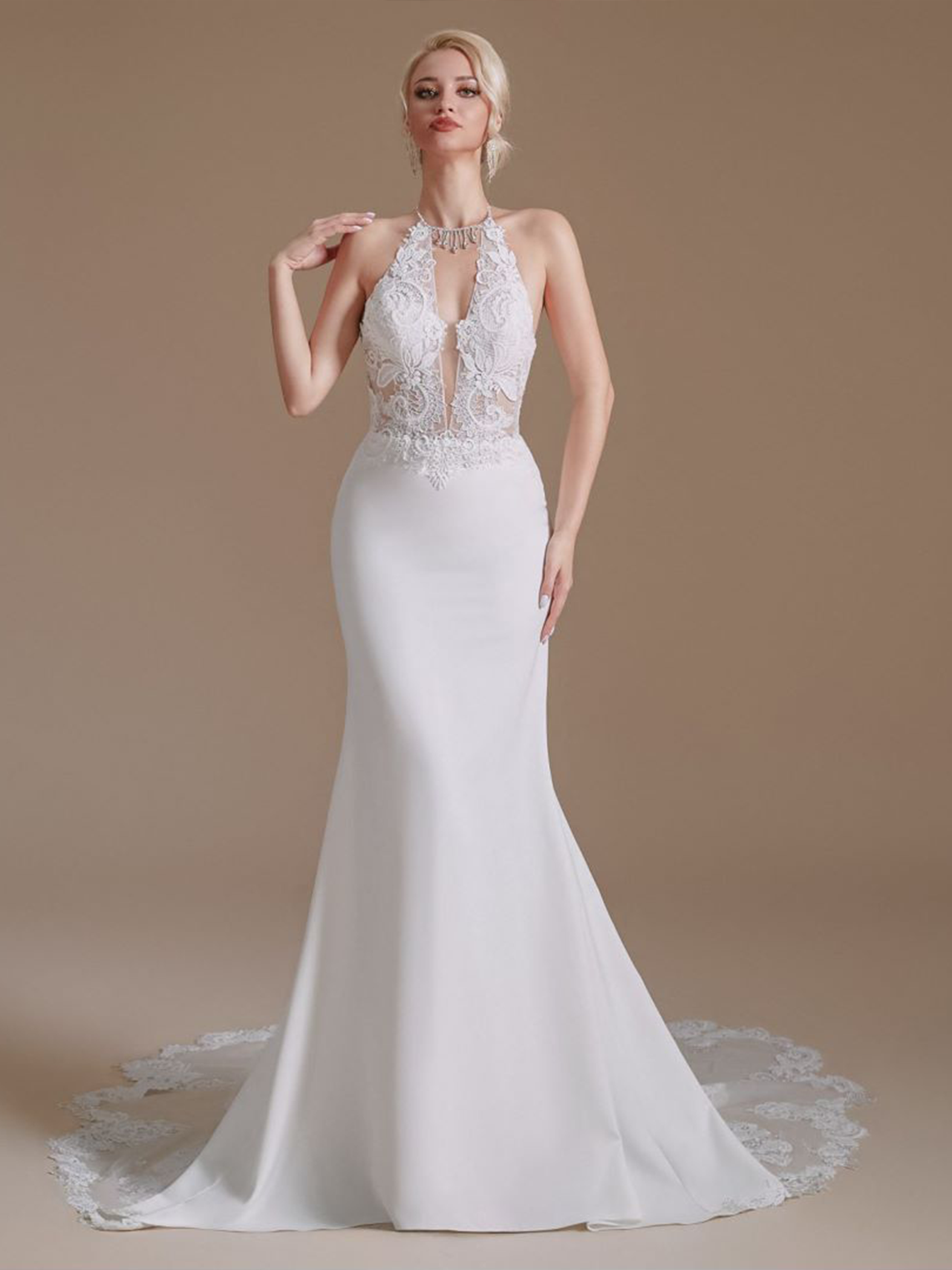Trumpet/Mermaid Sexy Halter Sleeveless Chapel Train Wedding Dresses
