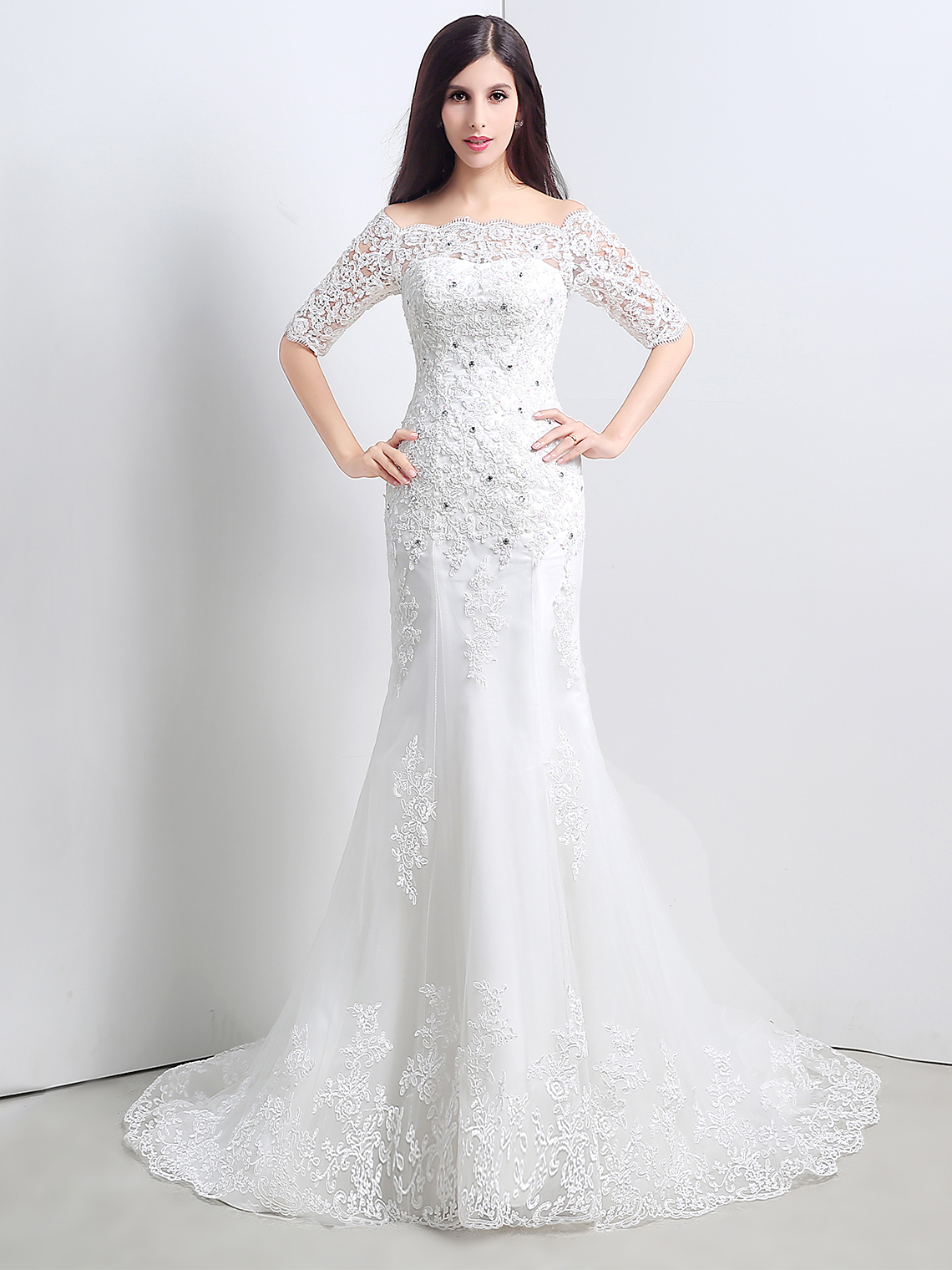 Mermaid/Trumpet Elegant Wedding Dress Lace Appliques with Beading