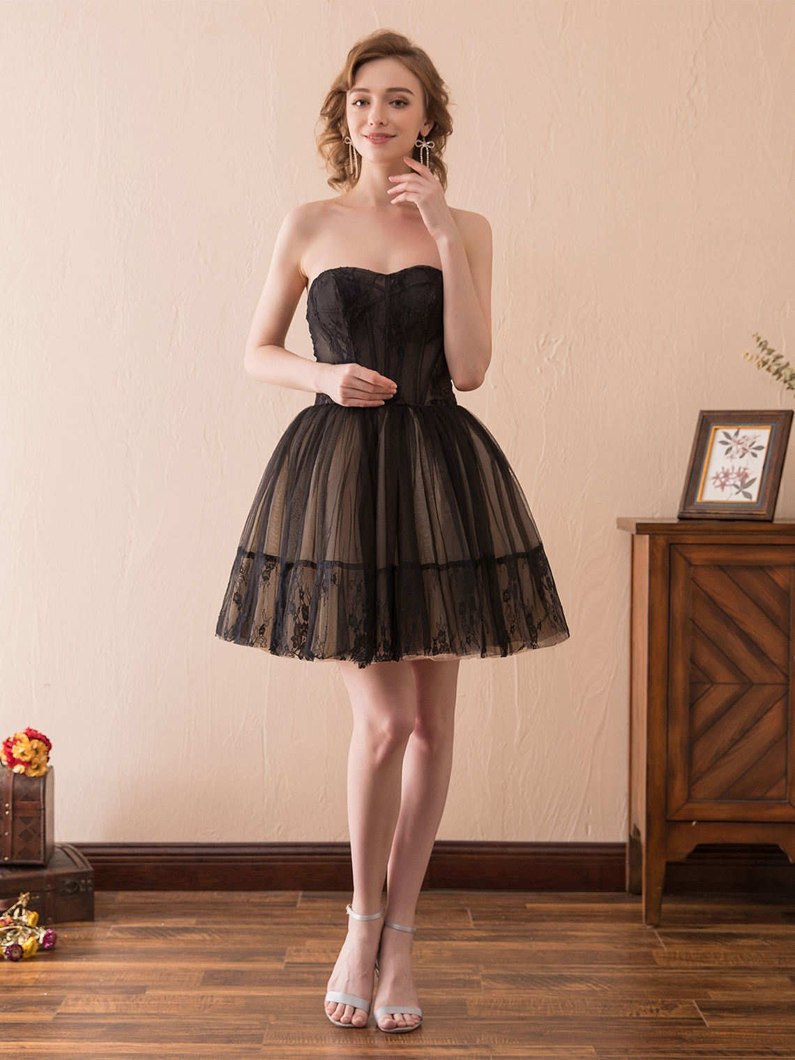 A-Line/Princess Sexy Party Homecoming Dress Appliques with Pleated