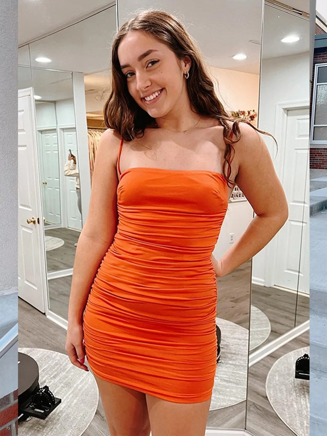 Sheath/Column Ruched Spaghetti Straps Sleeveless Short/Mini Dresses