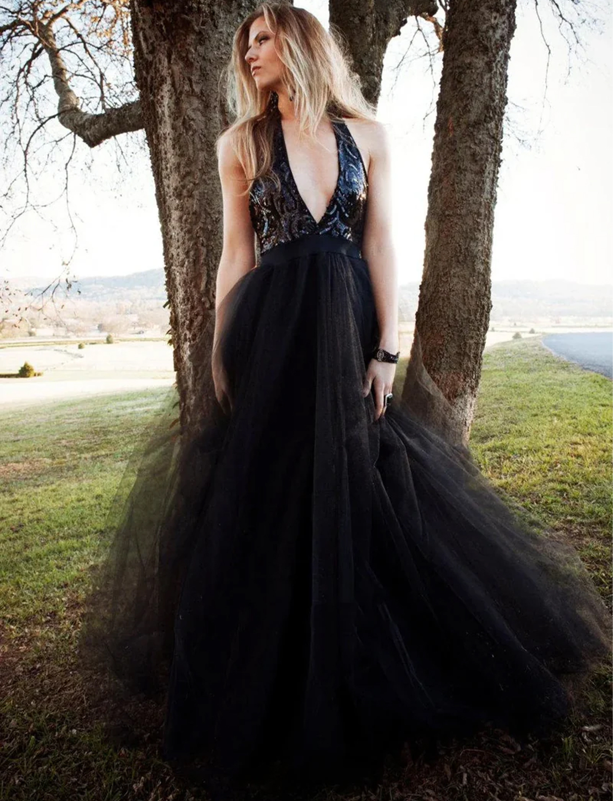 A-Line Halter Backless Tulle Black Wedding Dresses With Sequins