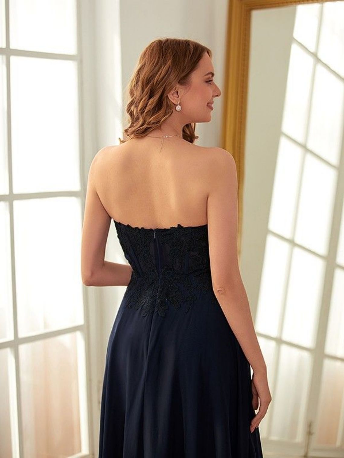 A-Line/Princess Applique Sweetheart Sleeveless Floor-Length Dresses