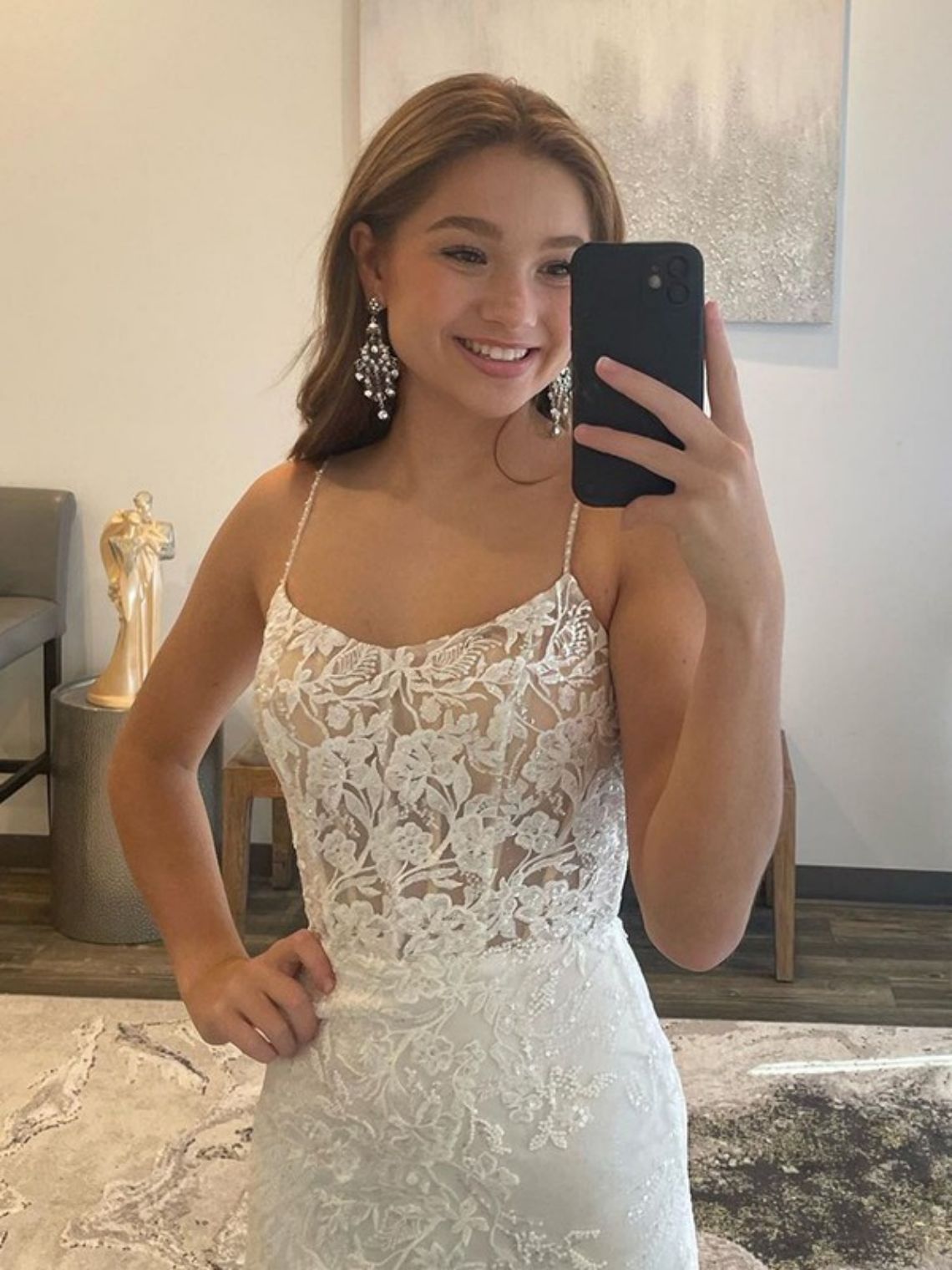 Sheath/Column Applique Spaghetti Straps Sweep/Brush Train Dresses