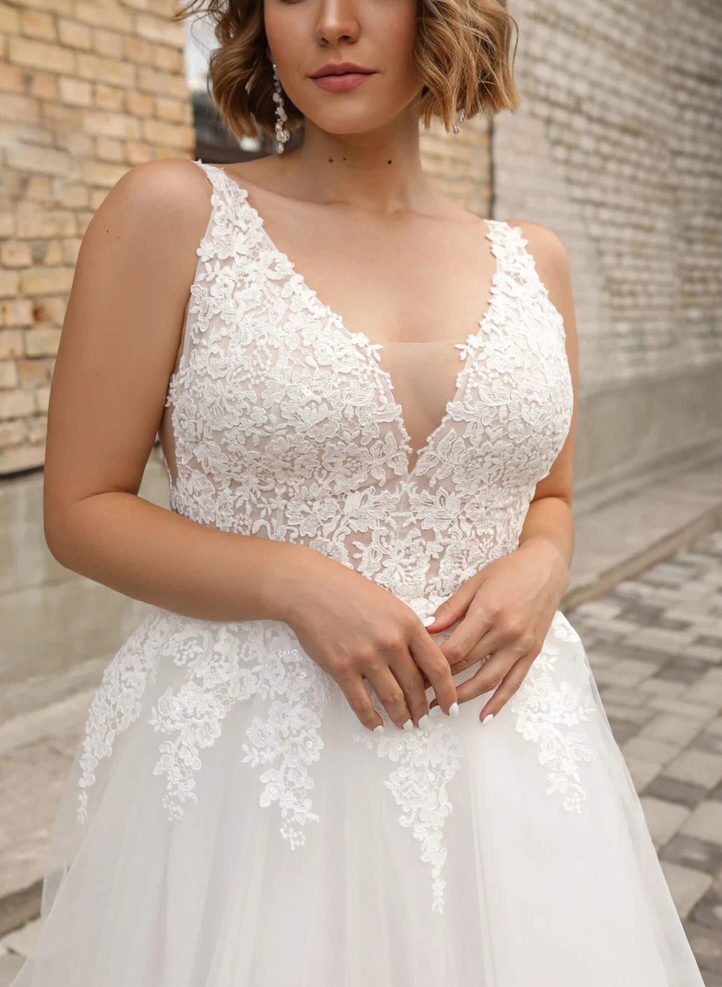 Plus Size Classic Lace Princess Wedding Dresses With Tulle, product image 2