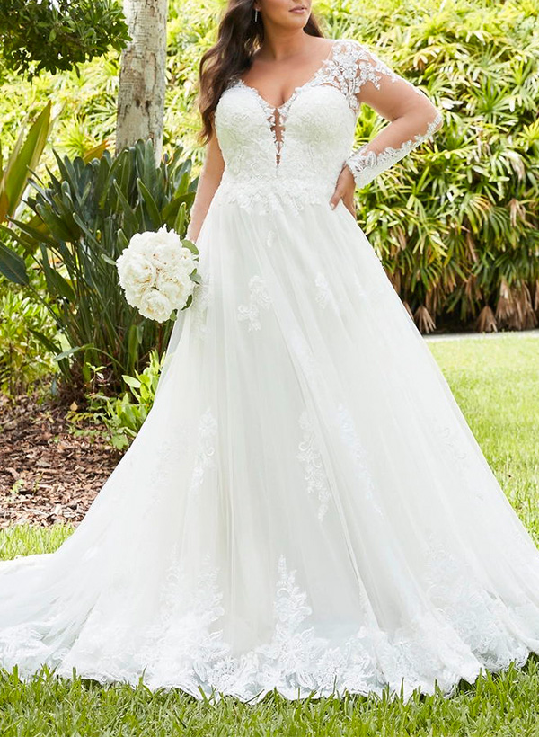 Ball-Gown V-Neck Sweep Train Plus Size Wedding Dresses With Appliques Lace