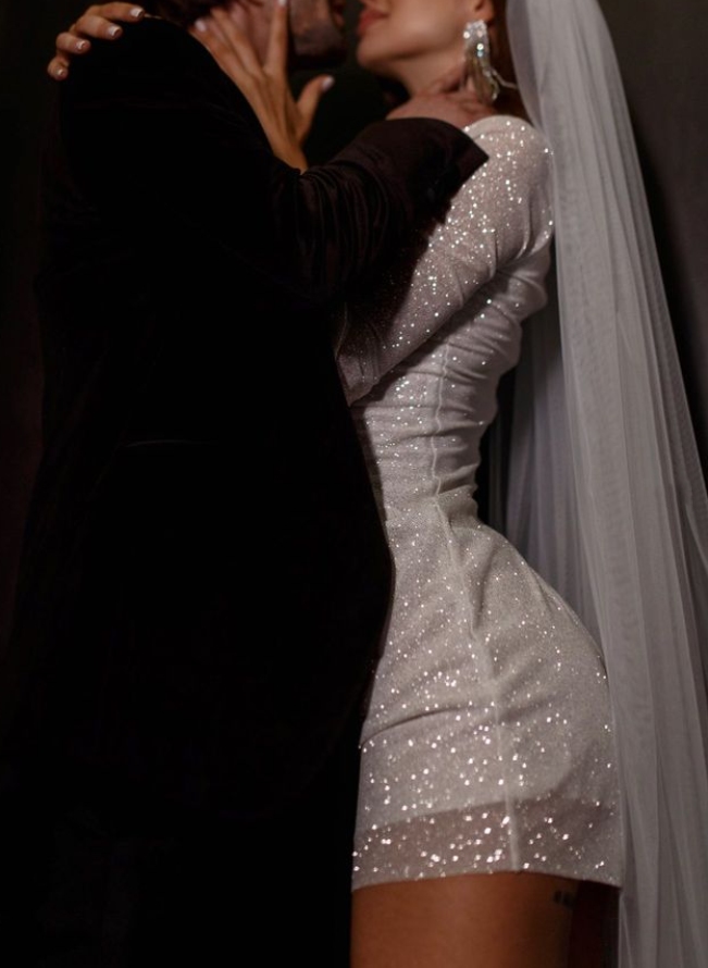 Sparkly Minimalist High Neck Long Sleeves Wedding Dresses With Sheath/Column, image 5
