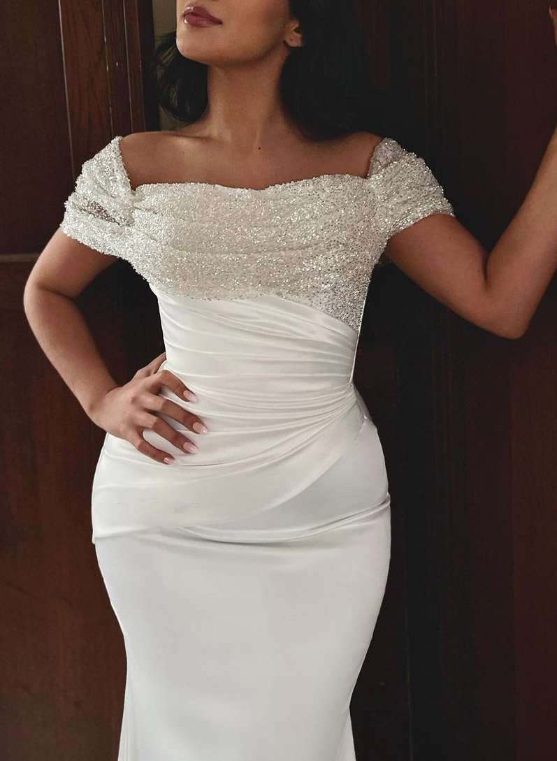 Off-The-Shoulder Trumpet/Mermaid Sequined Wedding Dresses, image 2