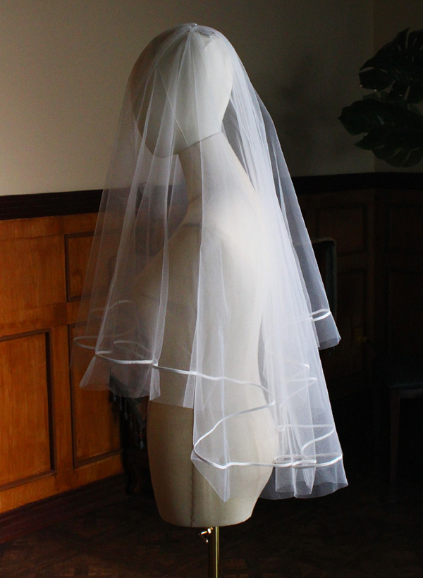 Tulle Satin Edge Two-Tier Fingertip Bridal Veils