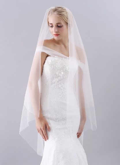 Simple Pencil Edge Two-Tier Waltz Bridal Veils