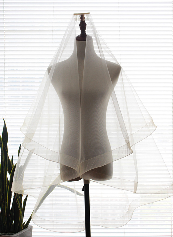Cut Edge Two-Tier Fingertip Bridal Veils