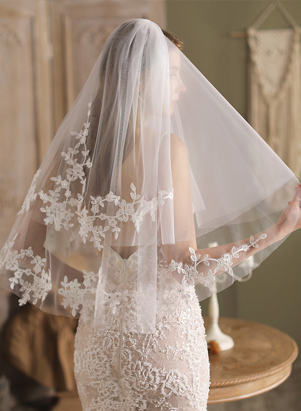 Lace Applique Edge Two-Tier Elbow Bridal Veils