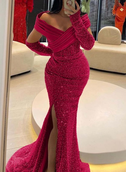Trumpet/Mermaid Off-The-Shoulder Sequined Bridesmaid Dresses With High Split