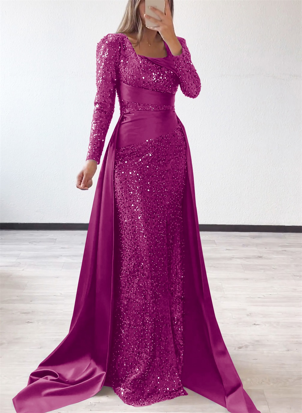 Square Neckline Long Sleeves Sequined Mother Of The Bride Dresses