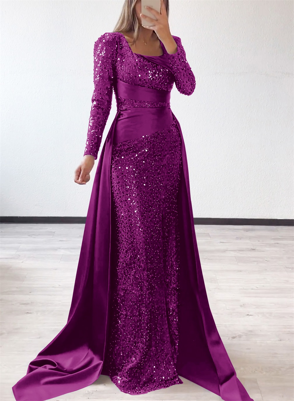 Square Neckline Long Sleeves Sequined Mother Of The Bride Dresses