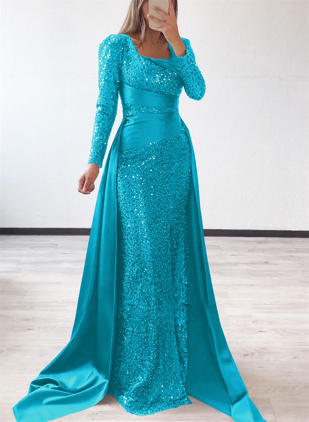 Square Neckline Long Sleeves Sequined Mother Of The Bride Dresses