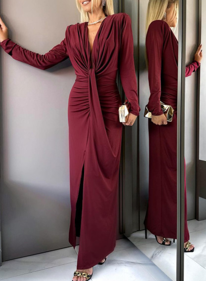 Modest V-Neck Long Sleeves Crepe Satin Evening Dresses With Split Front in Burgundy, US2