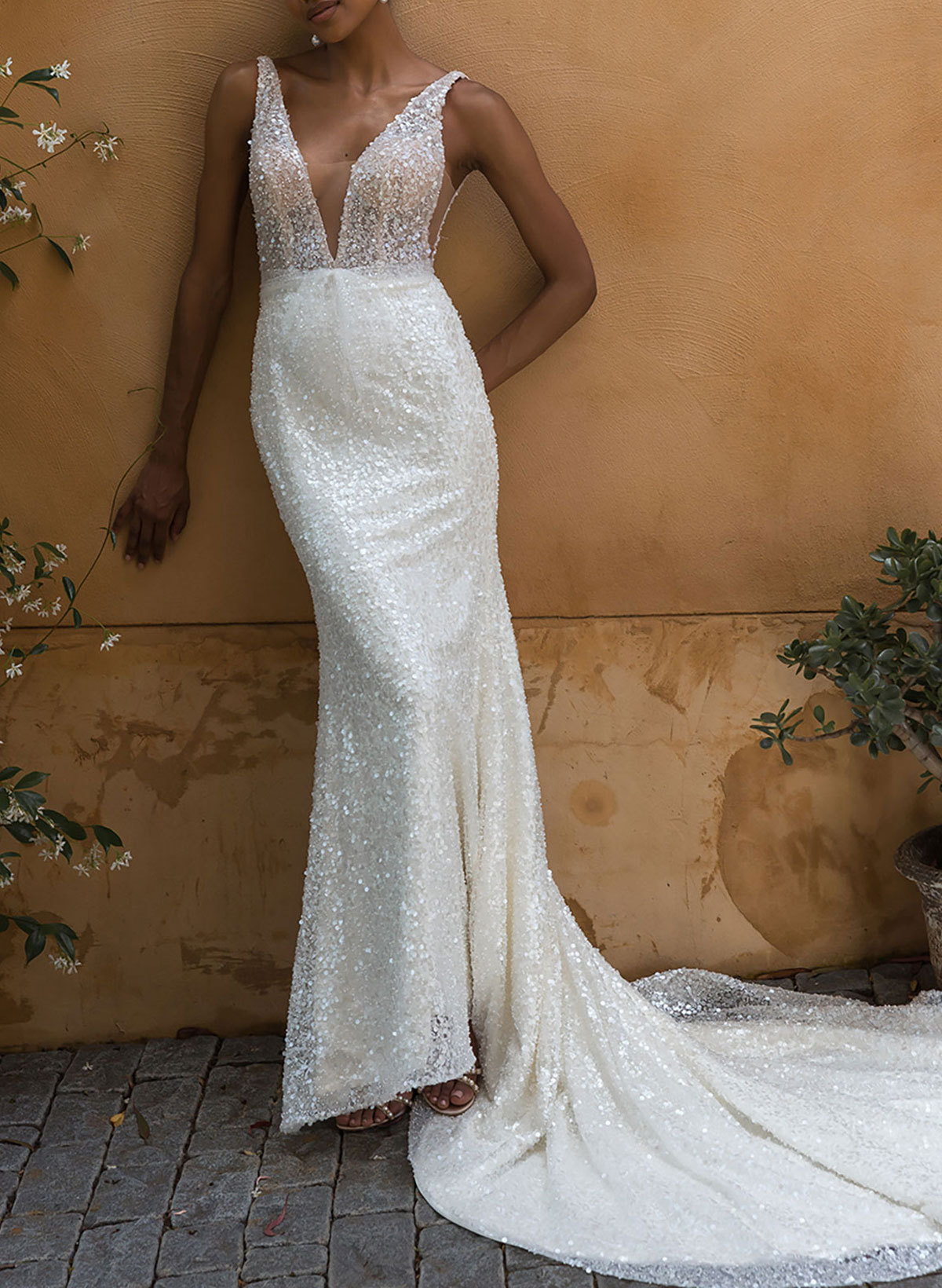 Sparkle Regular Straps V-Neck Mermaid Court Train Sequined Wedding Dresses in Ivory, US2