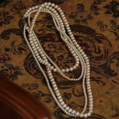 Classic Pearl Layer Necklace