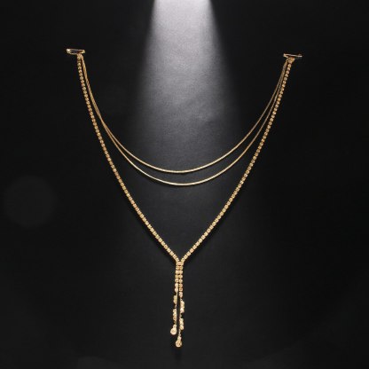 Multi-Layer Fringe Back Chain